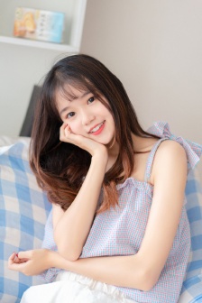 和父母四人换着玩